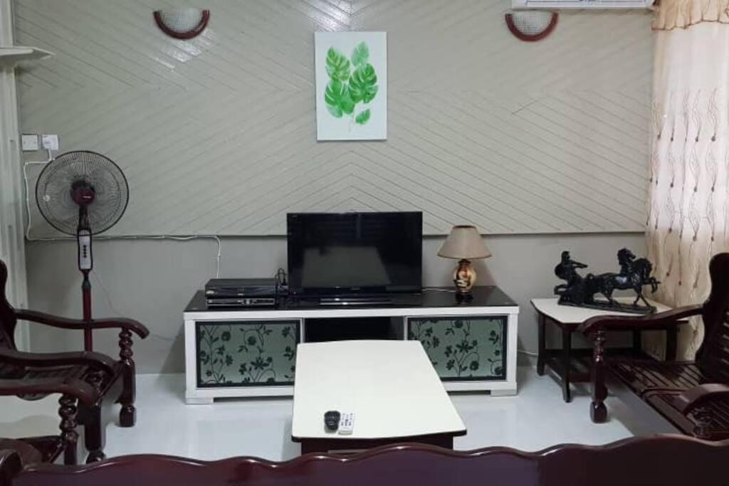 J & I Homestay Sibu Eksteriør bilde